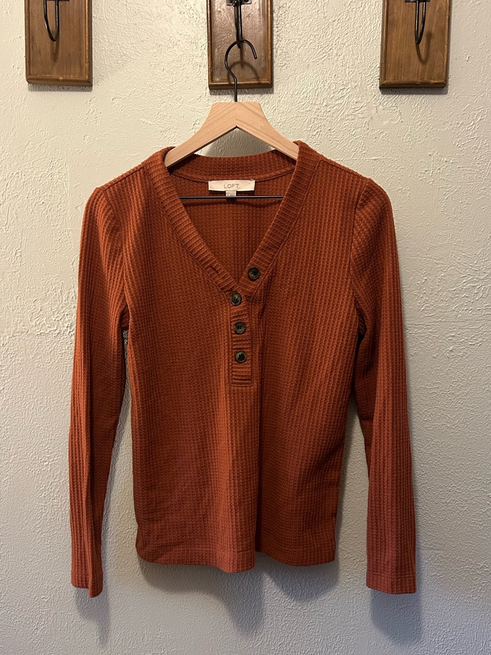 LOFT Long-Sleeve Waffle Henley in Rust Orange